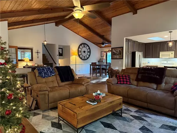 Angelus Oaks, CA 92305,6314 Sugar Pines Cir