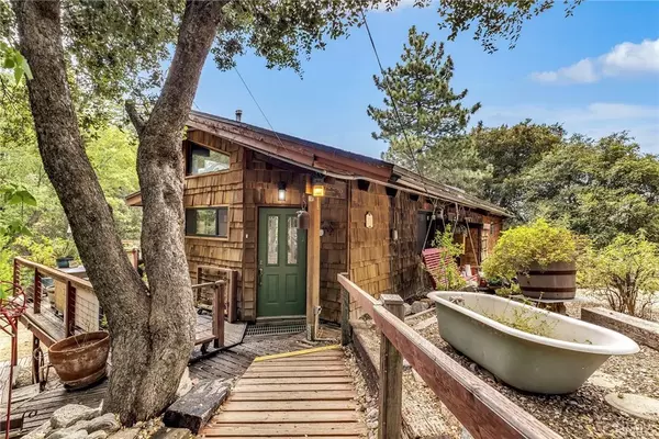 Idyllwild, CA 92220,22901 Eagles Nest