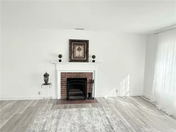 1517 W Grand Avenue, Pomona, CA 91766