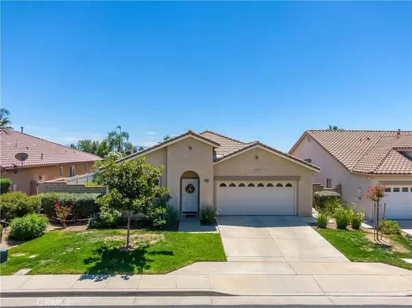 28433 Oasis View Circle, Menifee, CA 92584