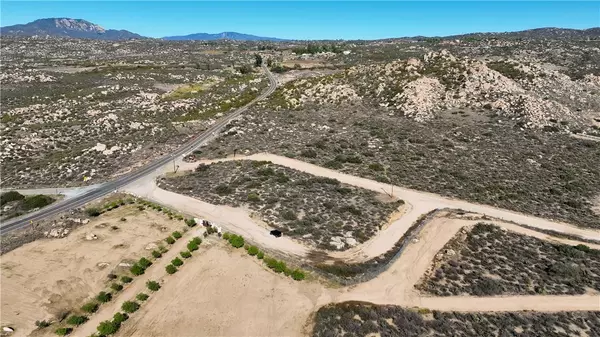 Aguanga, CA 92536,36 Dry Ranch