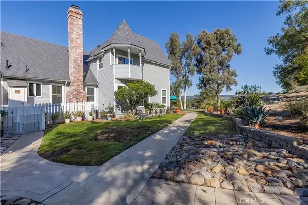 Fallbrook, CA 92028,40340 Sandia Creek Dr