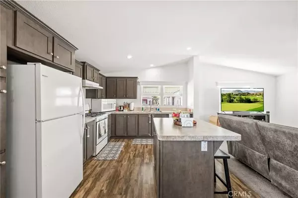 Lake Elsinore, CA 92530,32900 Riverside #53