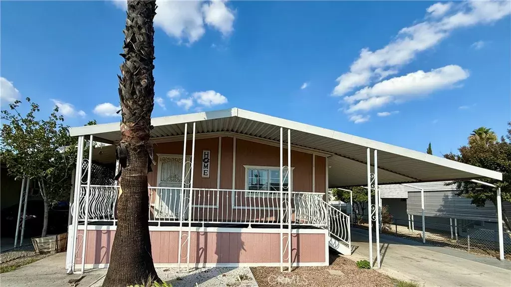 Hemet, CA 92543,1455 S State #323