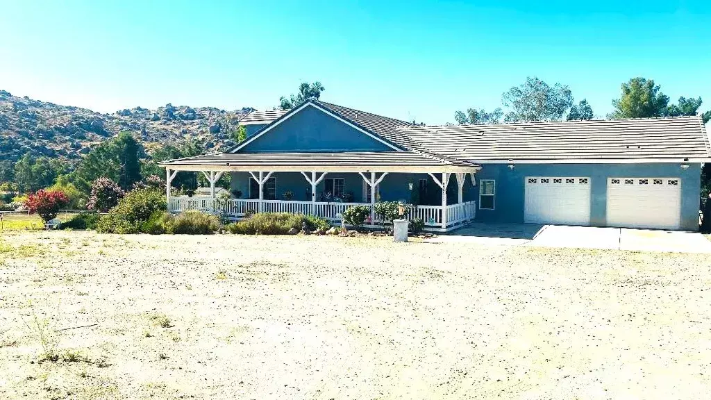 Hemet, CA 92545,23711 California Avenue