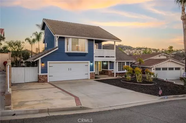 30471 Caliente Place, Canyon Lake, CA 92587