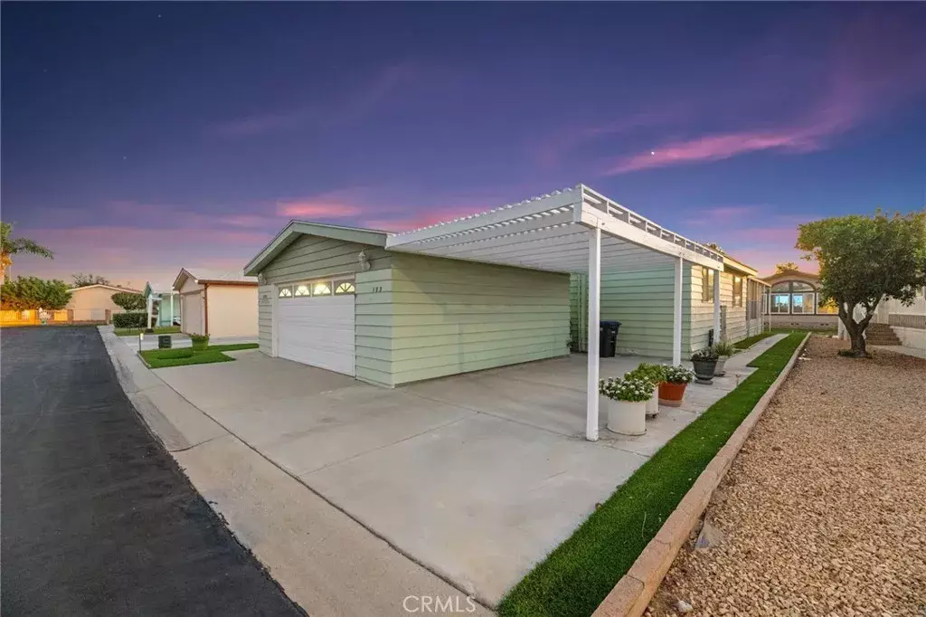 Hemet, CA 92545,1293 Yellowood