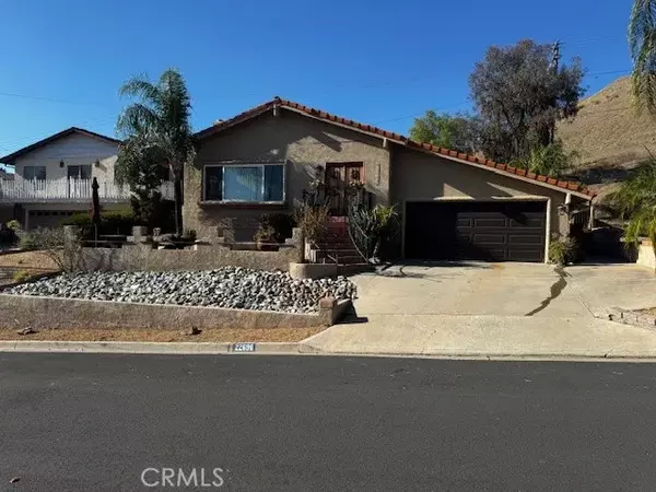 22696 San Joaquin East, Canyon Lake, CA 92587