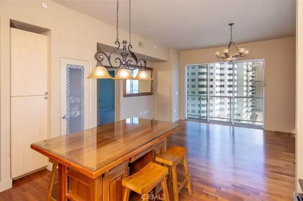 Long Beach, CA 90802,488 E Ocean