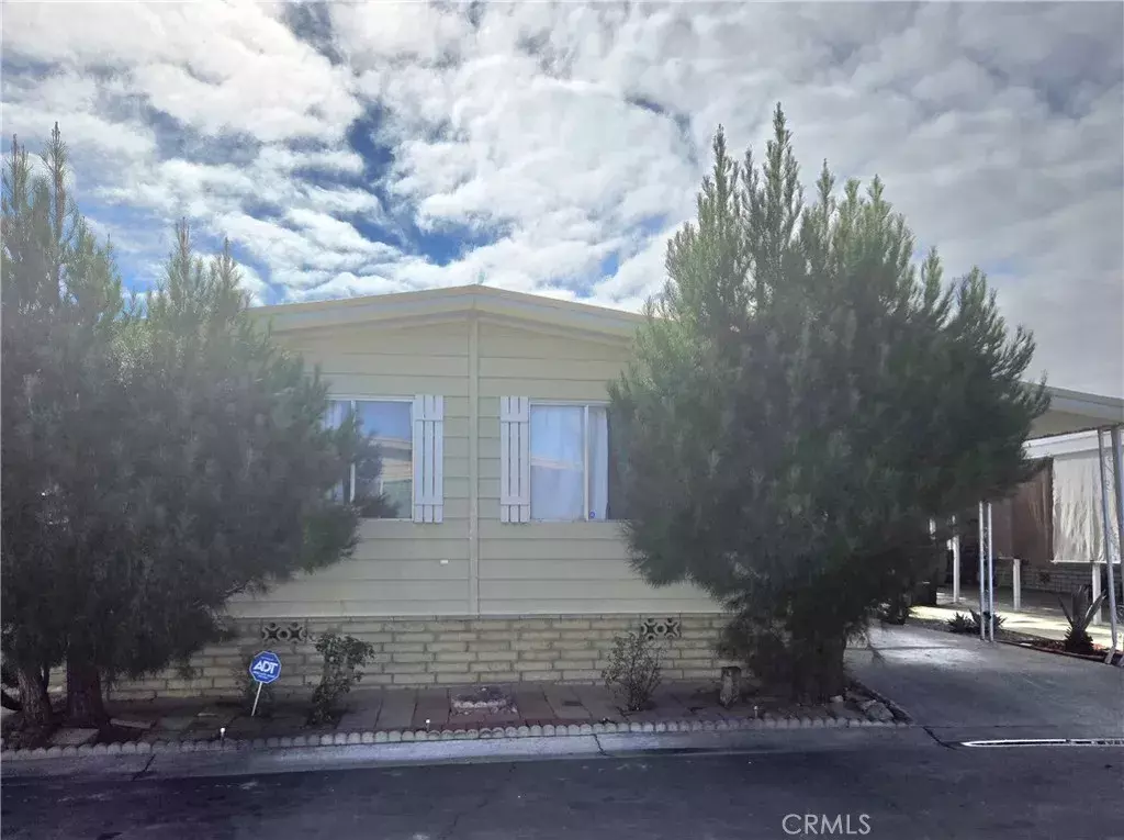 San Jacinto, CA 92583,2230 Lake Park Dr #54