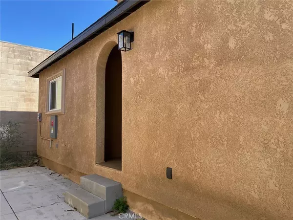 Redlands, CA 92374,504 E Stuart #2