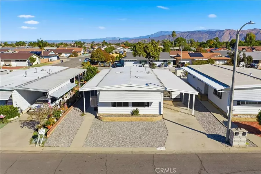 270 San Mateo Cir, Hemet, CA 92543