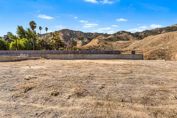 Lake Elsinore, CA 92530,33351 Macy