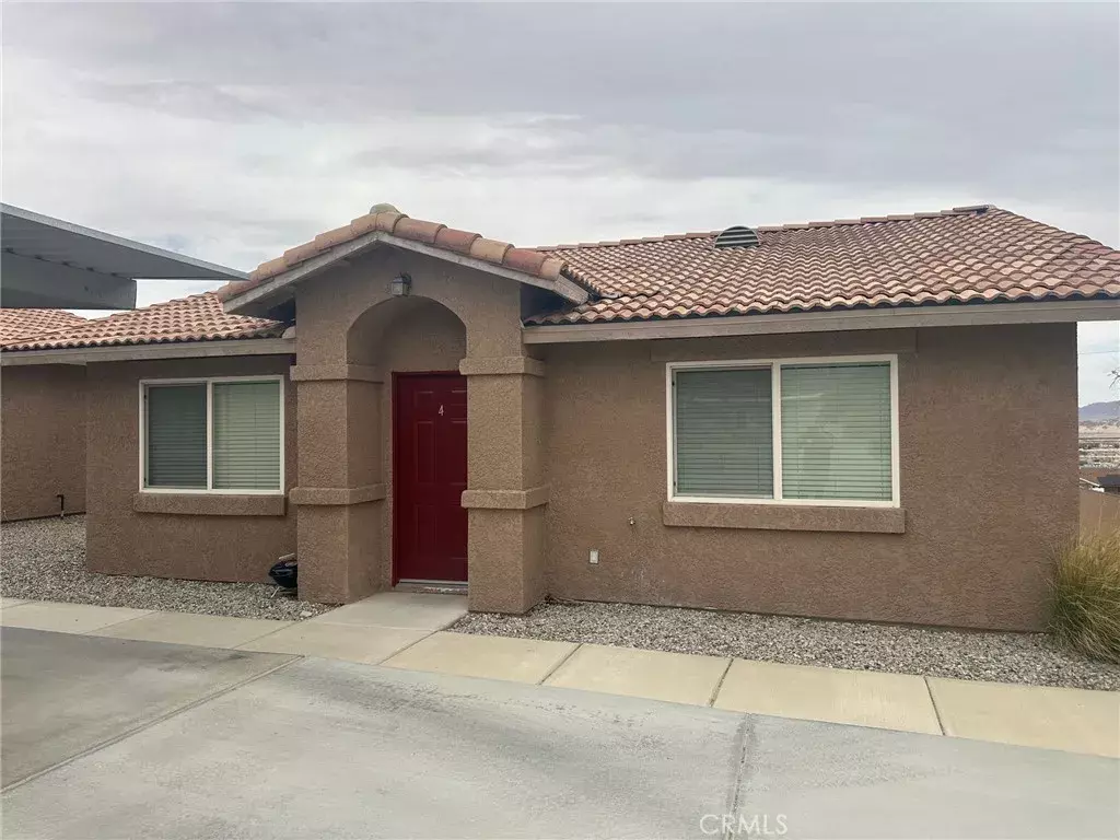 29 Palms, CA 92277,73482 Desert Trail #4