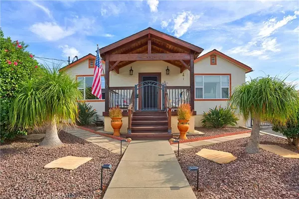 637 Iowa, Fallbrook, CA 92028