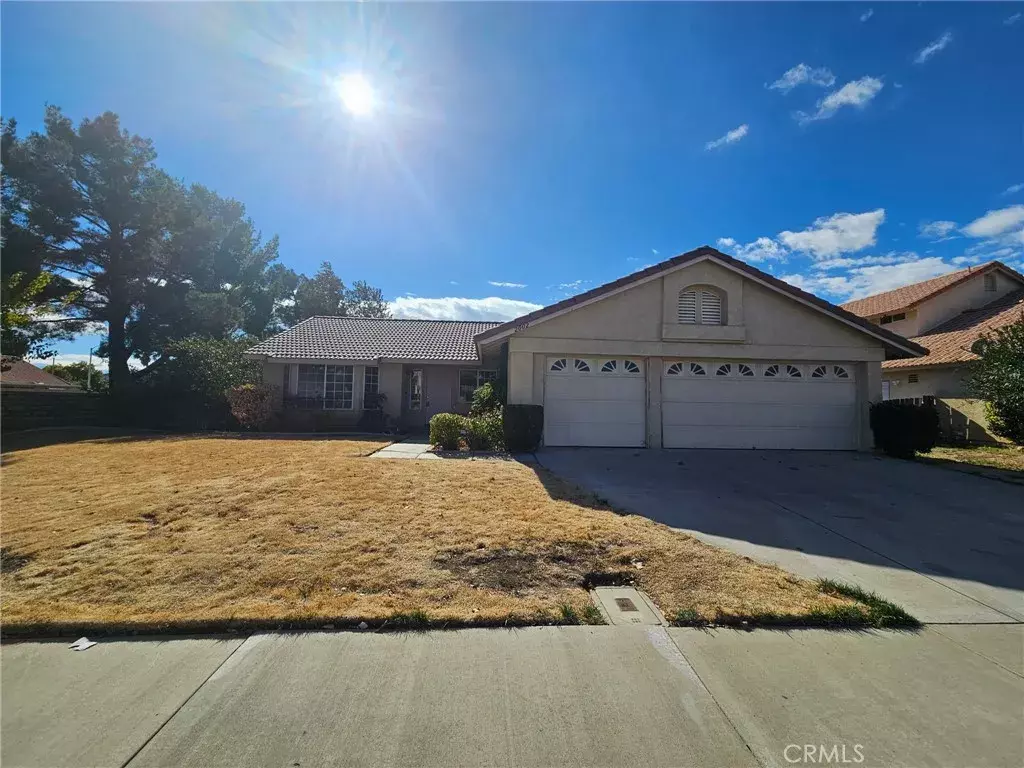 Palmdale, CA 93551,2002 Willowbrook