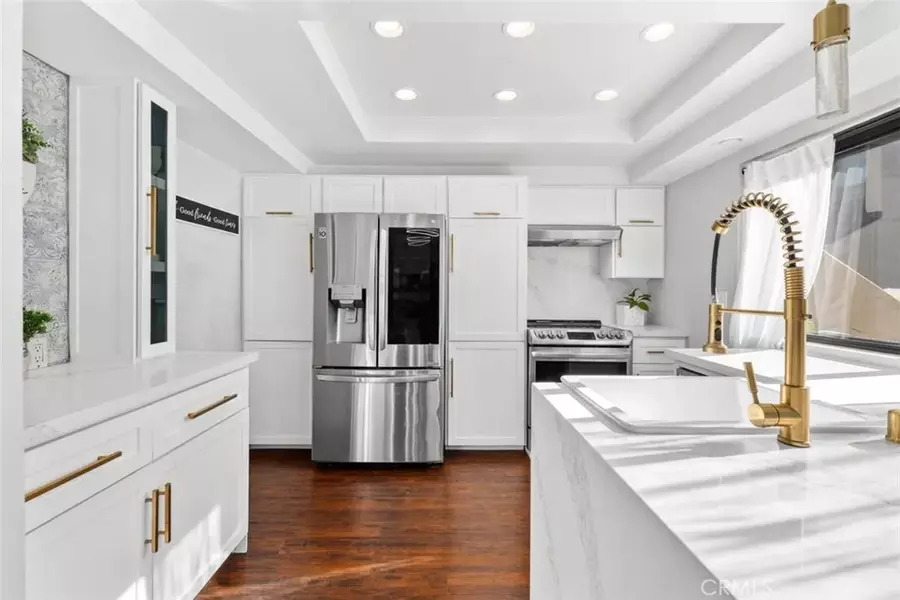 3020 Plaza Lorenzo, Bonita, CA 91902