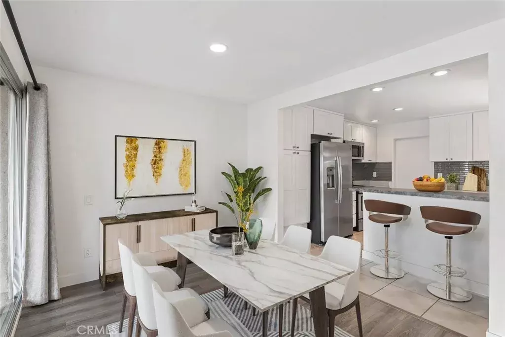 San Diego, CA 92111,6273 Caminito Juanico