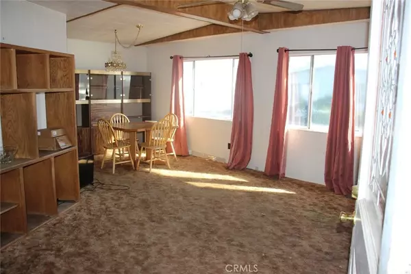 Hemet, CA 92544,601 N Kirby #152