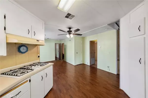 San Marcos, CA 92078,1195 La Moree #36