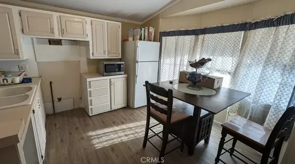 Wildomar, CA 92595,21736 Grand