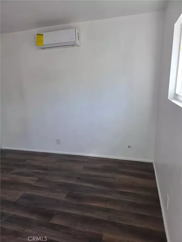 Burbank, CA 91501,928 W Angeleno #C