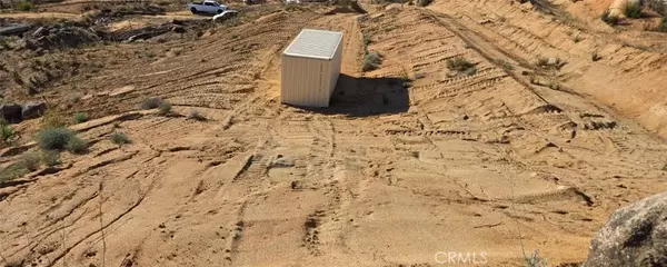 Lake Elsinore, CA 92530,2 Decker Canyon