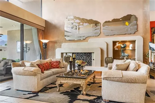 Palm Desert, CA 92260,73497 Mariposa