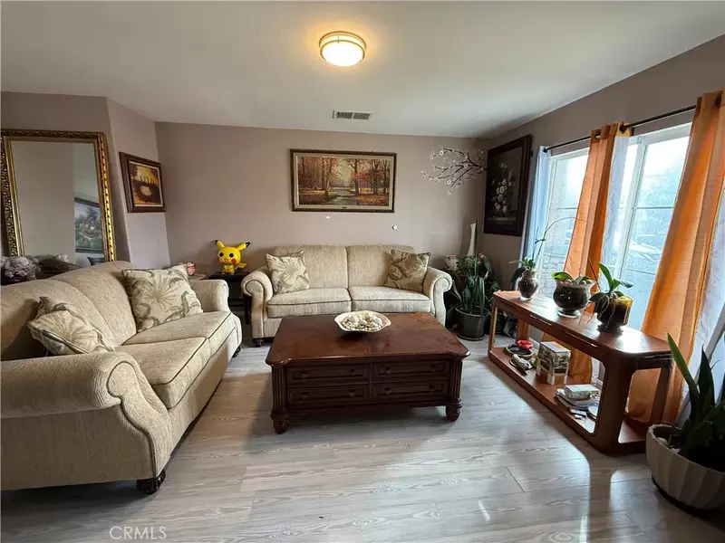 13737 Ashmont, Victorville, CA 92392