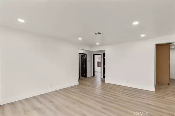 San Jacinto, CA 92583,128 N Alessandro