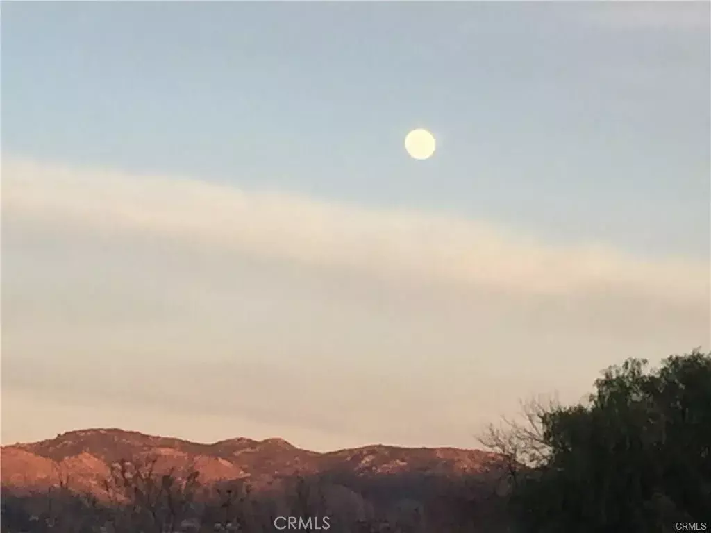 Lake Elsinore, CA 92530,0 off Diamond