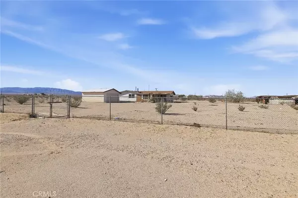 29 Palms, CA 92277,83626 Carey Road