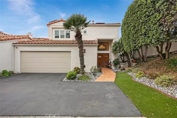 Solana Beach, CA 92075,876 Cofair Court