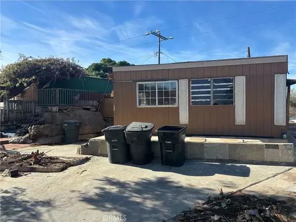 Perris, CA 92570,382 Altura