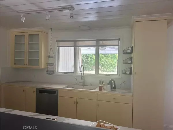 Santa Ynez, CA 93460,724 N Refugio Road