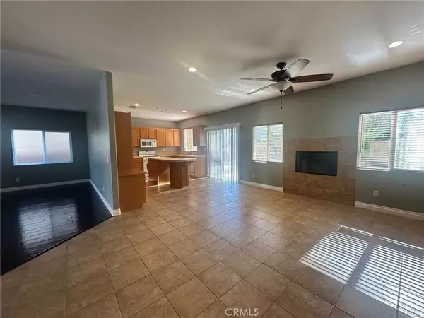 Murrieta, CA 92563,28361 Adrienne