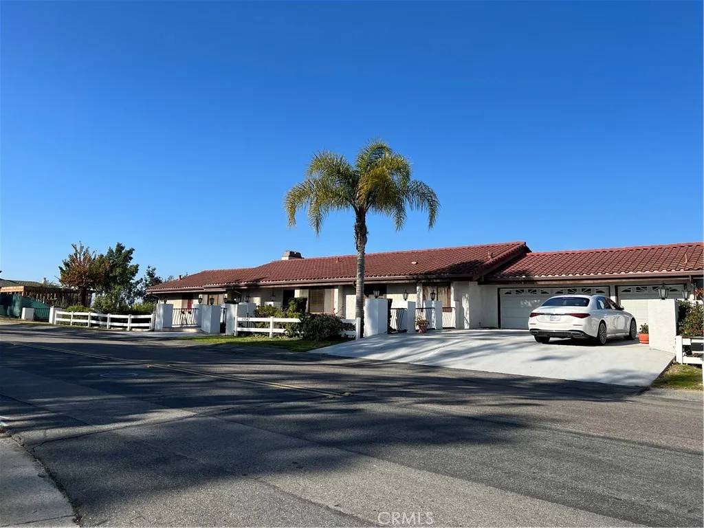 Diamond Bar, CA 91765,23347 Ridge Line Road