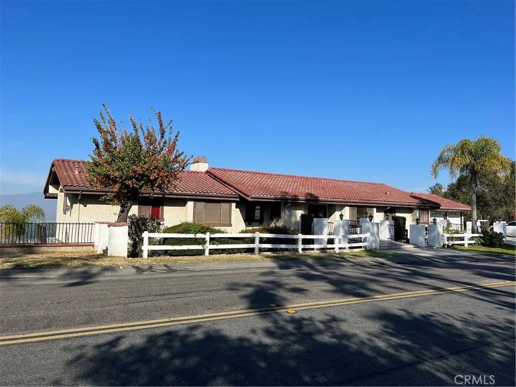 Diamond Bar, CA 91765,23347 Ridge Line Road