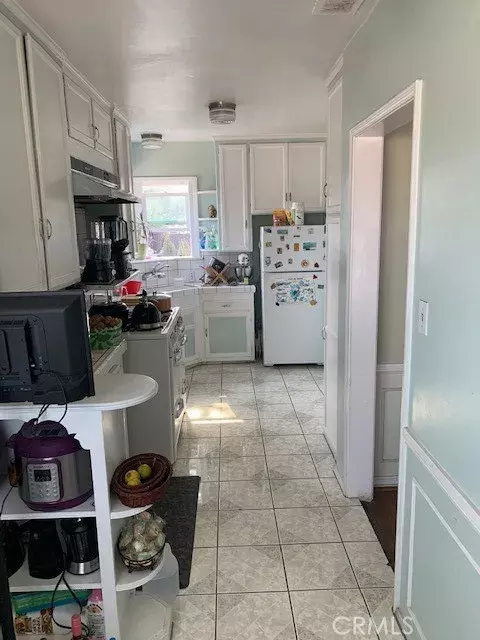 Inglewood, CA 90305,8119 S 8th Avenue