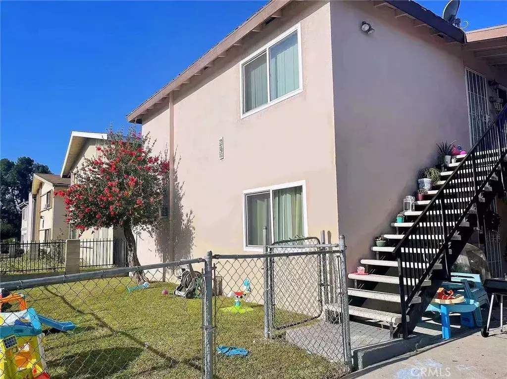 Covina, CA 91723,155 N Vecino Drive