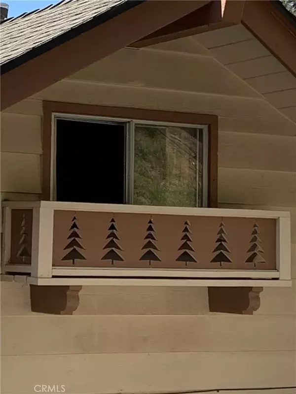 Crestline, CA 92325,23755 Zuger Drive