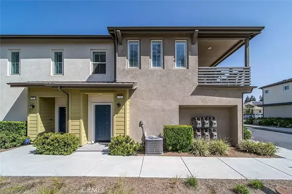 Ontario, CA 91762,2381 S Via Promenade #76