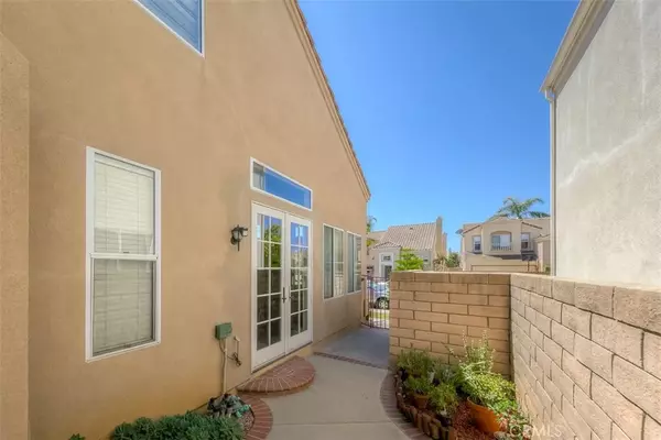 Brea, CA 92821,1519 Kinsler Court