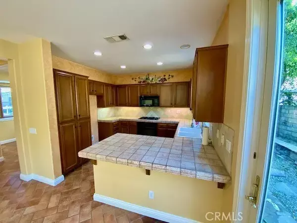 Valencia, CA 91355,24129 View Pointe Lane