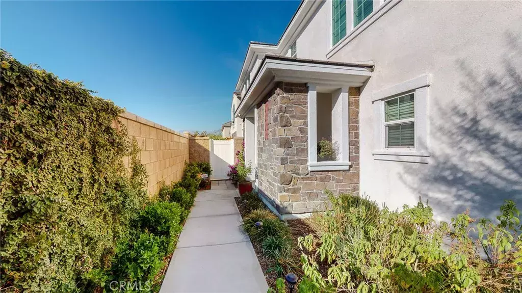 Eastvale, CA 92880,5941 Sendero Avenue