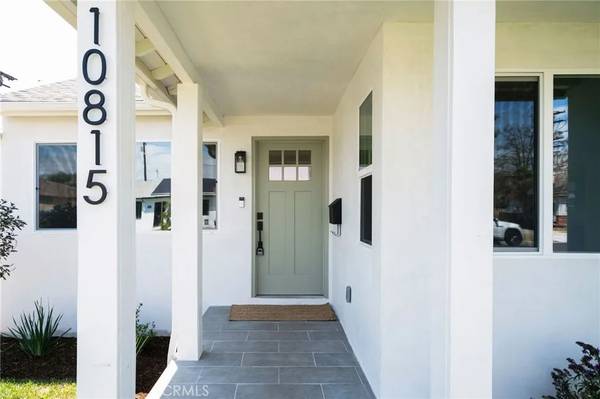 Downey, CA 90241,10815 Offley Avenue