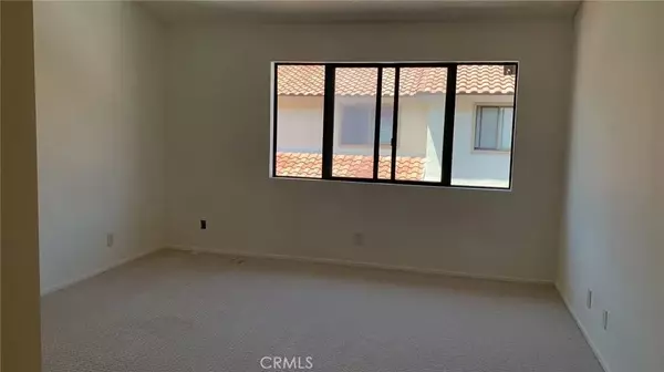 Diamond Bar, CA 91765,23015 Paseo De Terrado #2