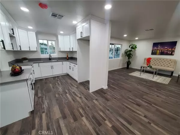 Victorville, CA 92395,15279 Las Piedras Drive