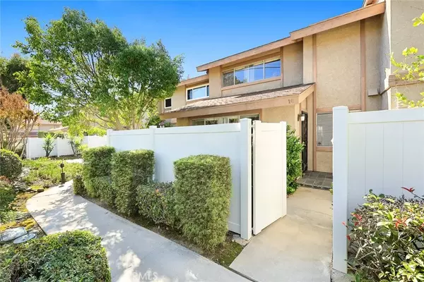 2447 Huntington Drive #10, Duarte, CA 91010