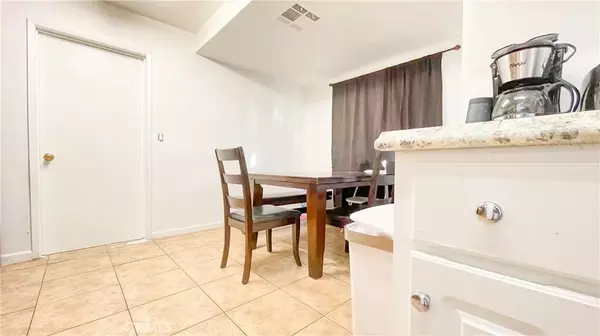Hemet, CA 92543,574 Westmont Avenue West